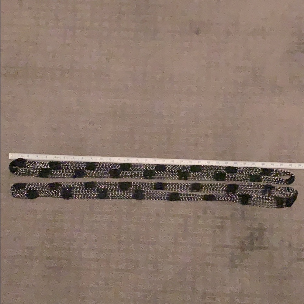 Infinity decorative scarves - Picture 4 of 6